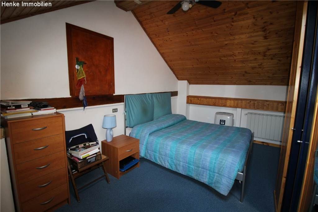 Schlafzimmer DG